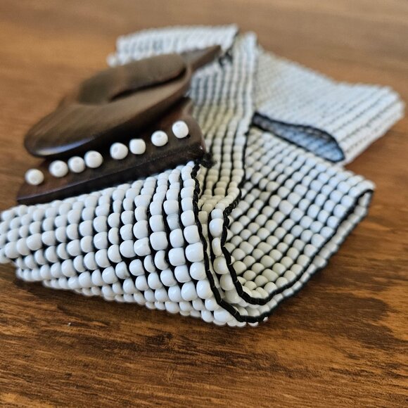 Vintage Wood Buckle White Beaded Stretch Belt Wide Cinched Waist Boho Gypsy M/L - Picture 5 of 6